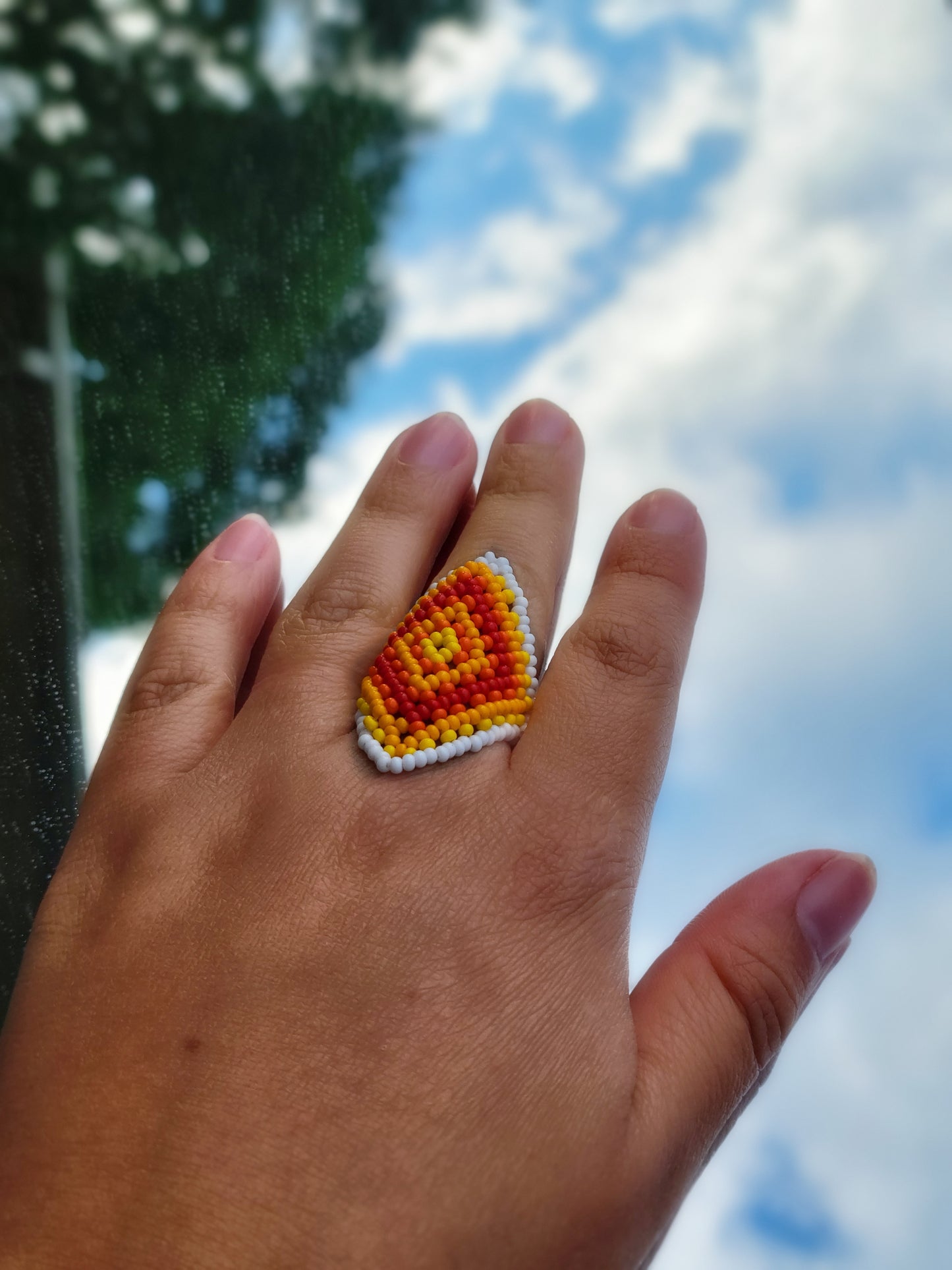 Handmade Emberá bead rings, handmade bead rings