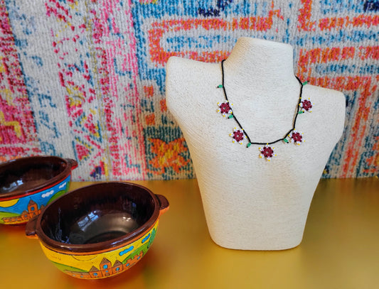 Emberá  Necklace with Burgundy Flowers, handmade bead necklace